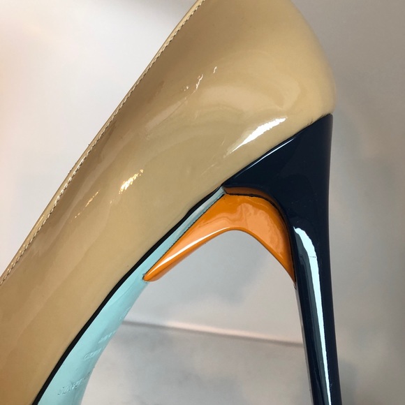 Stunning Ruthie Davis Platform Heels - Picture 7 of 8